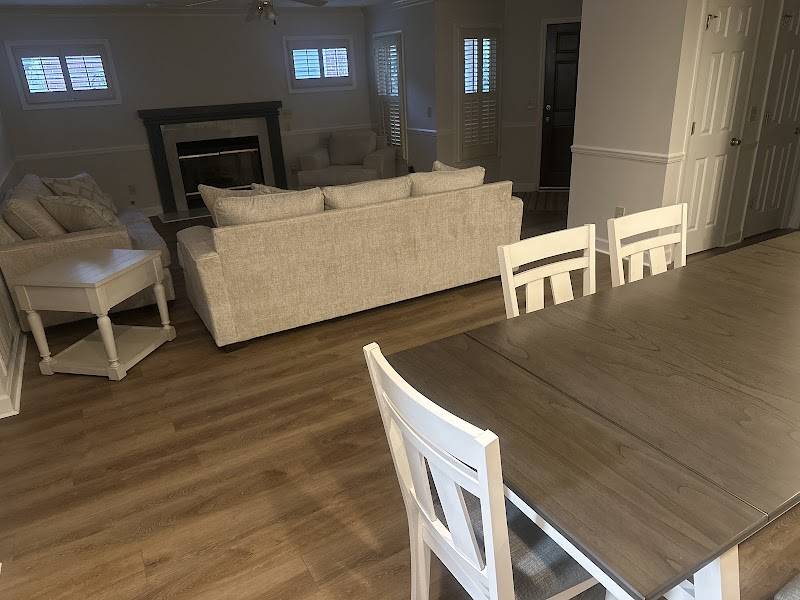Farmers Home Furniture | Auburn, AL